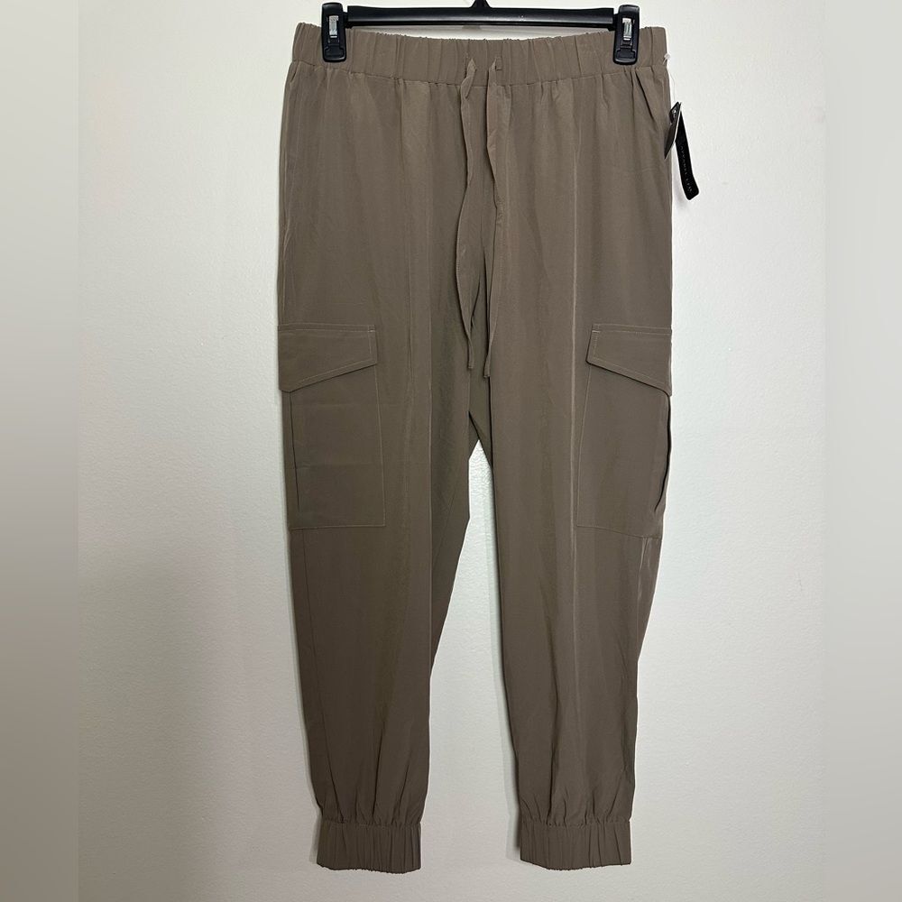 NWT Soho Beige Brown Cargo Ankle Joggers Women Pants Sz L